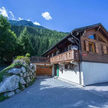 Les Chosalets Chalet Sleeps 8 Domek alpejski Chamonix