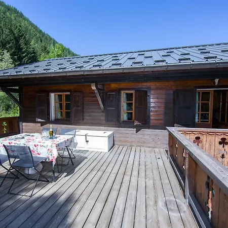Les Chosalets Chalet Sleeps 8 Domek alpejski