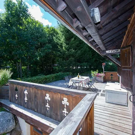 Les Chosalets Chalet Sleeps 8 Domek alpejski